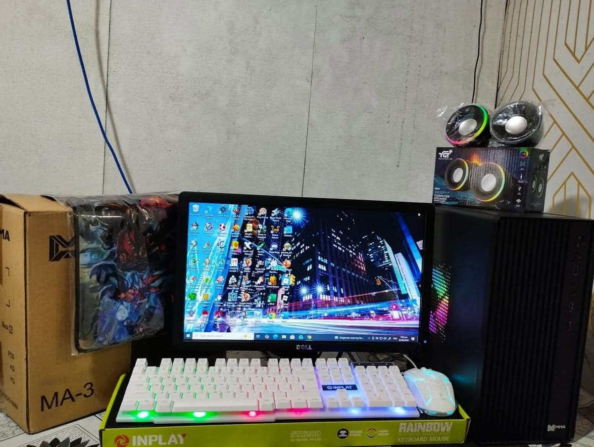 COMPUTER SET - photo 1