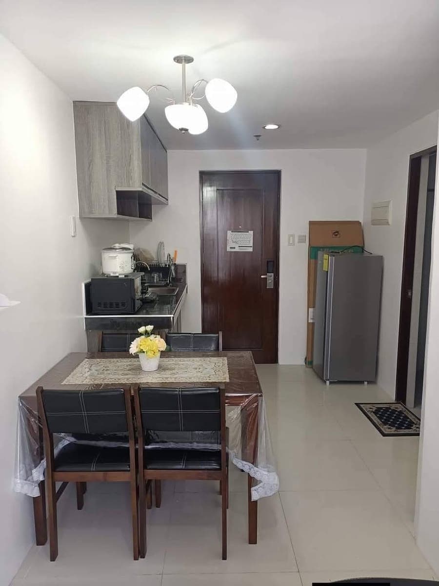 FOR RENT AVAILABLE 1BR FURNISHED CONDO! NEAR AYALA & SM MALL! NOW @15K MONTHLY RENTAL!! - photo 2