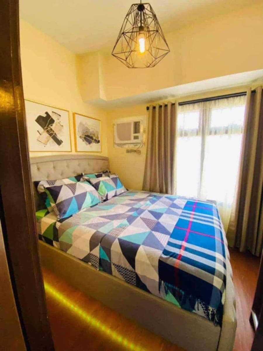 ✨ FOR RENT – 1 Bedroom Unit at Azalea Place ✨ - photo 2