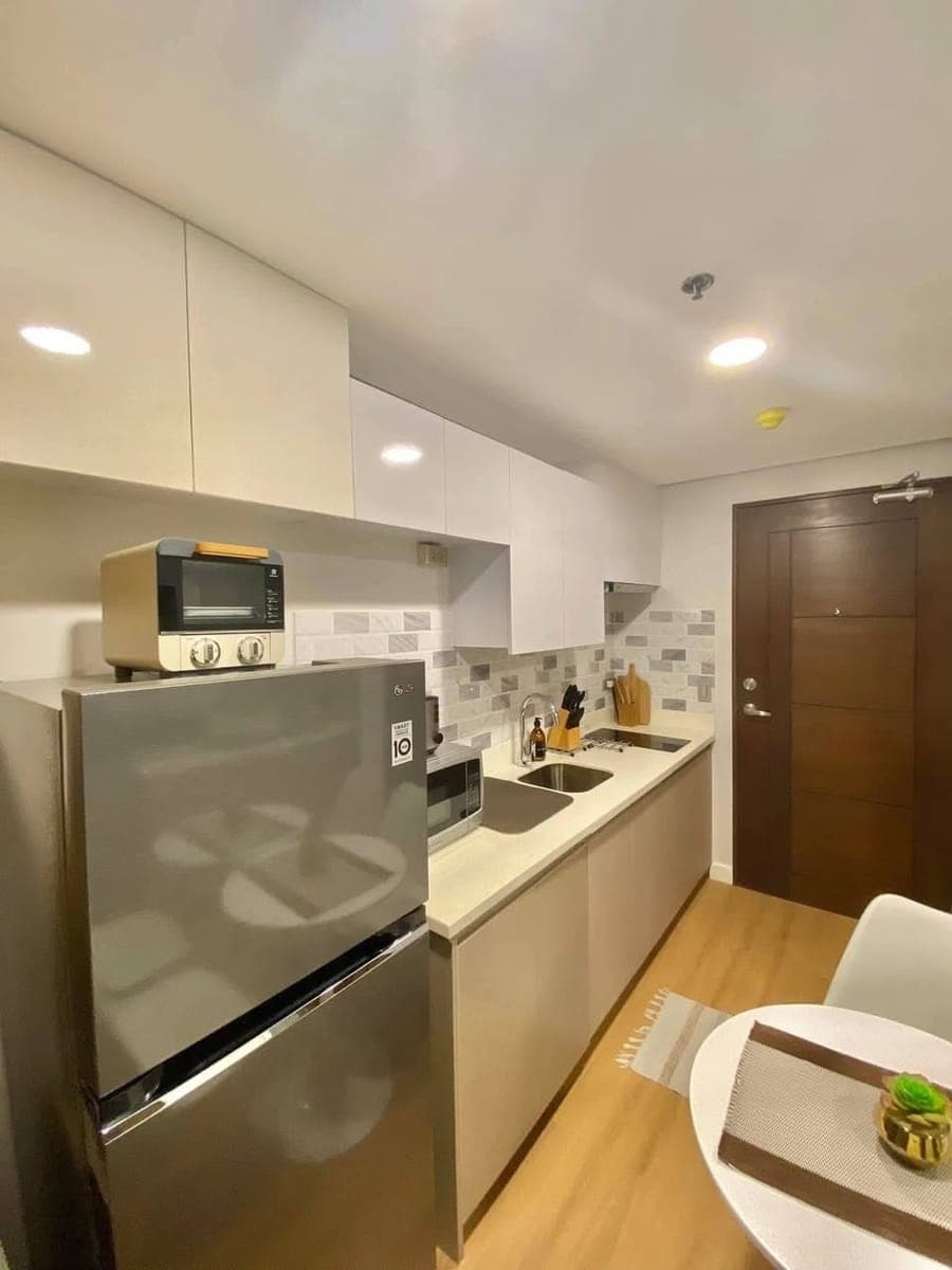 FOR RENT‼️Fully Furnished Studio Unit - photo 5