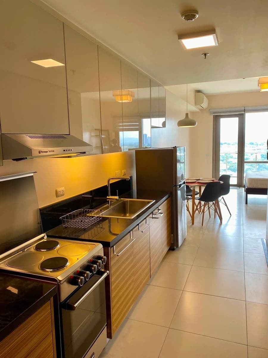 ‼️Furnished Luxury Studio for Lease‼️ - photo 3
