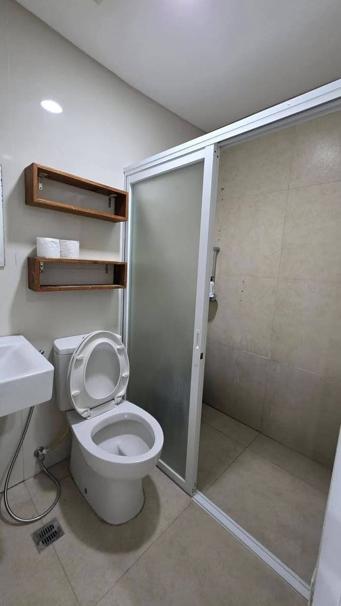 RELAXING & SPACIOUS studio type condo inside AVENIR Condo along the hiway - photo 1