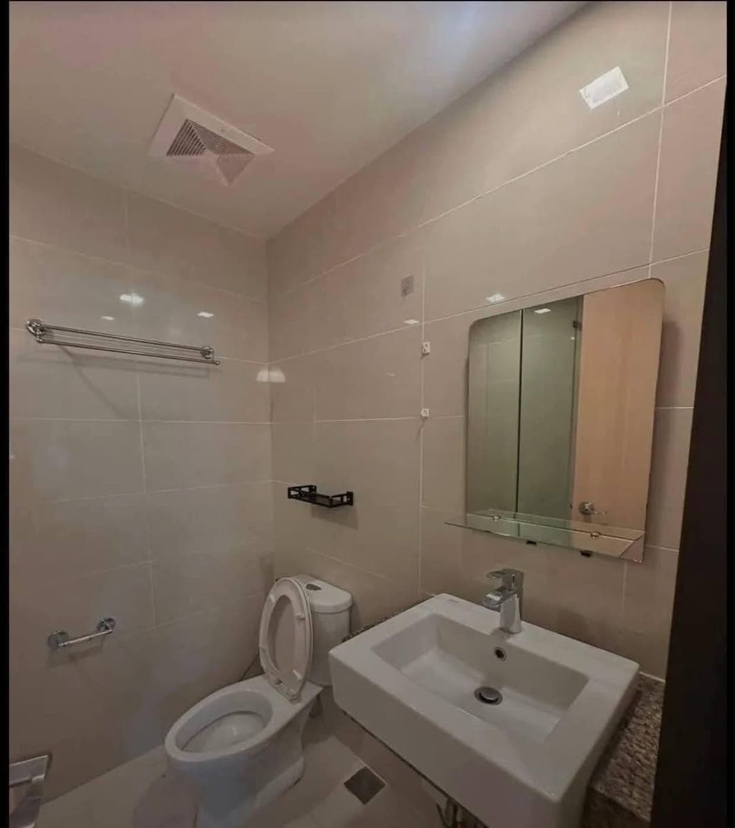 🏙️ FOR RENT | 1BR FULLY FURNISHED | ONE UPTOWN RESIDENCES, BGC - photo 5