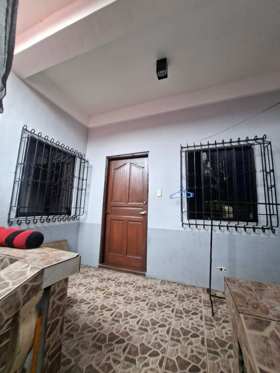 House for rent. Pm lng po. C5 waterfun. May garahe - photo 5