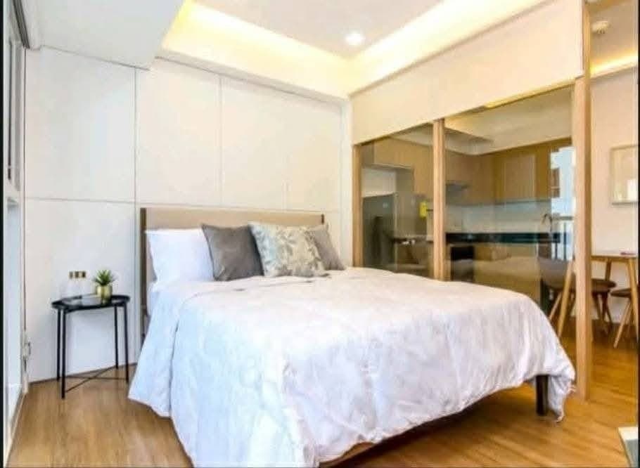 ✨ Luxury Living at One Maridien BGC | Premium Condo for Lease - photo 1