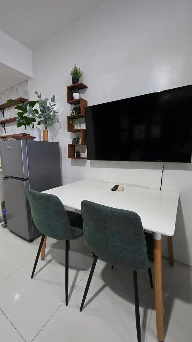 RELAXING & SPACIOUS studio type condo inside AVENIR Condo along the hiway - photo 3