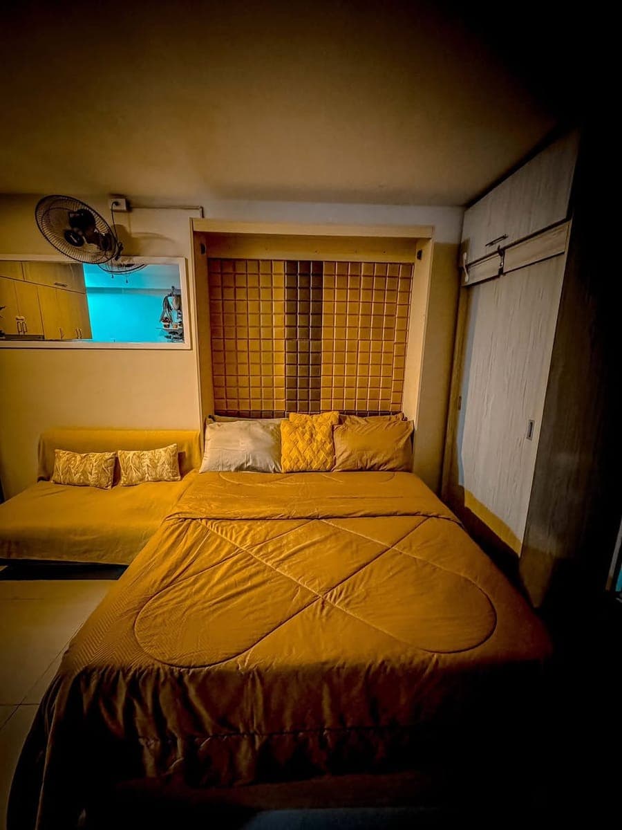 🌅 Studio Type Condominium with Balcony for Rent - photo 2