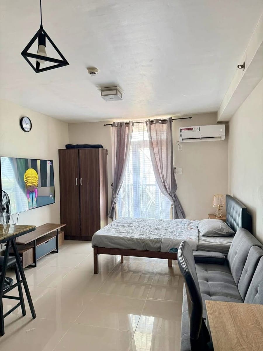 16K per month including condo dues😱 - photo 1