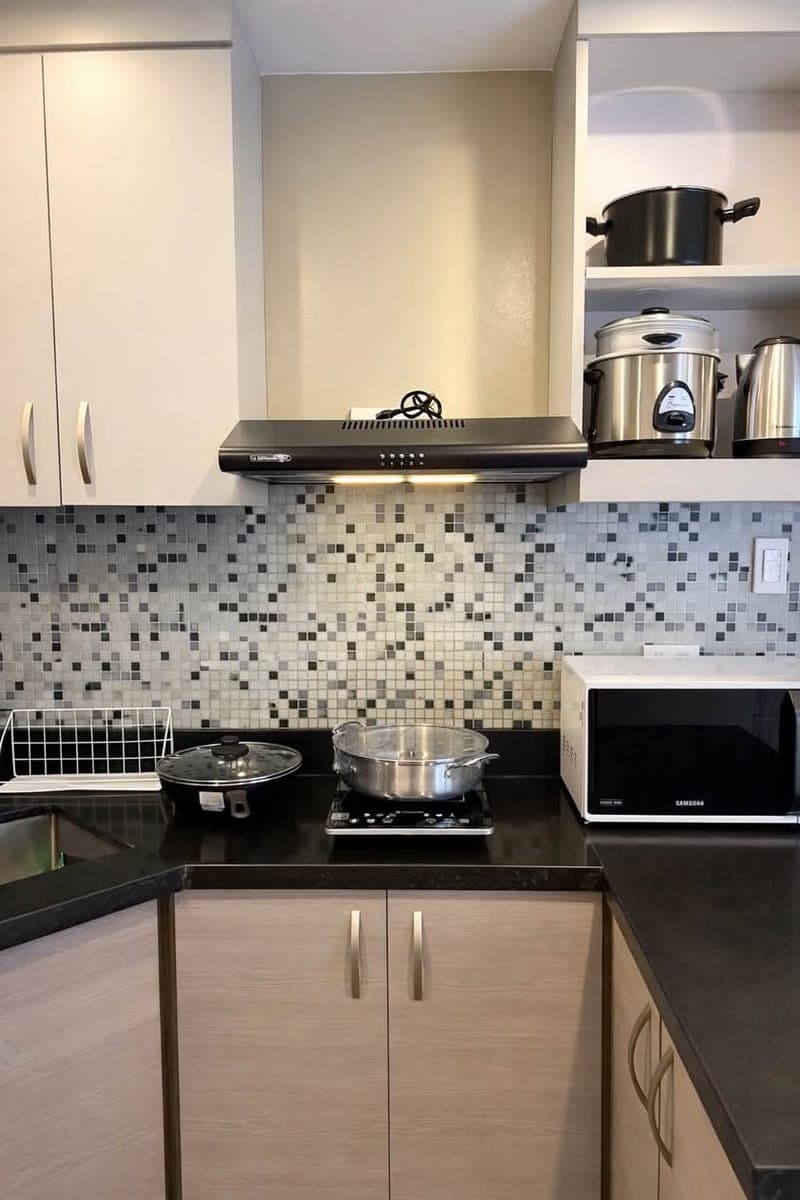 Rare Spaces BGC — only 1 slot available (Female Tenants only) - photo 3