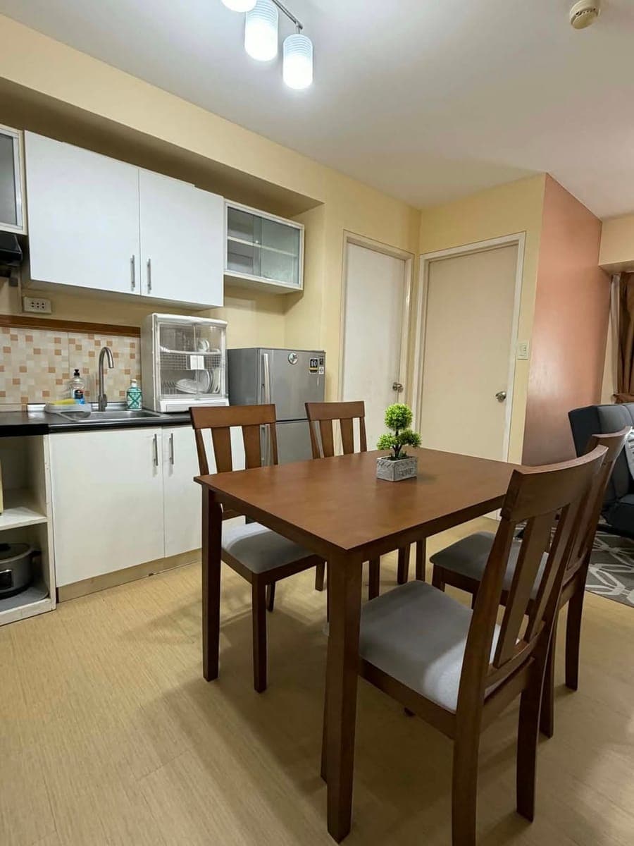 FOR RENT Fully Furnished 1 Bedroom Unit Avida Tower 2 - photo 3