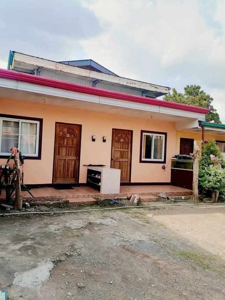 16K SEMI-FURNISHED STUDIO APARTMENT FOR RENT WITH PARKING IN LAHUG NEAR JY - photo 1