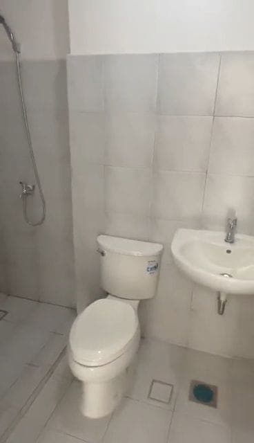 1bedroom for rent w/ balcony - photo 4