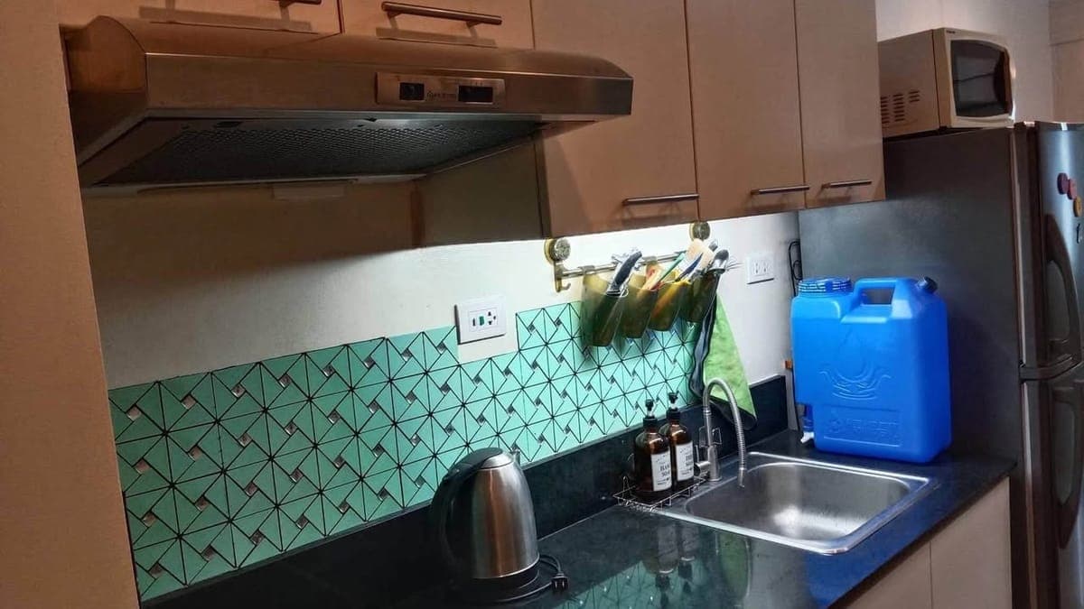 FOR RENT: ₱18,000/month. | Inclusive association dues - photo 4
