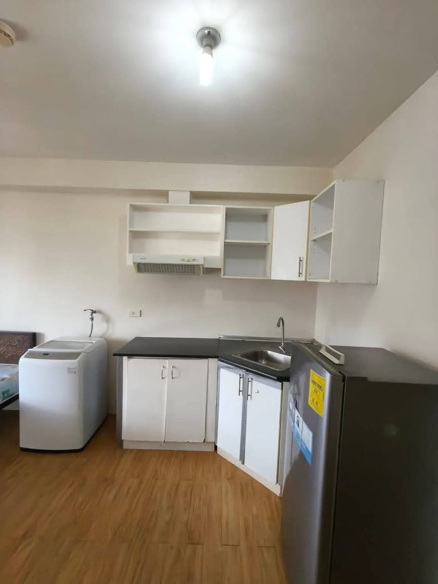 🏙️ FOR RENT — Studio-Type Unit in Avida Tower 1, IT Park Cebu City - photo 1
