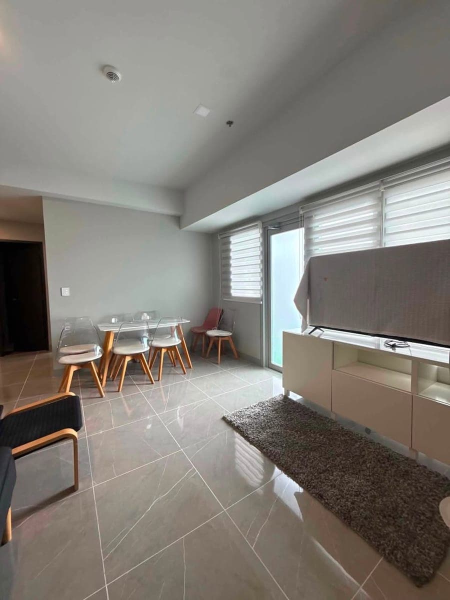 FOR LEASE - photo 1