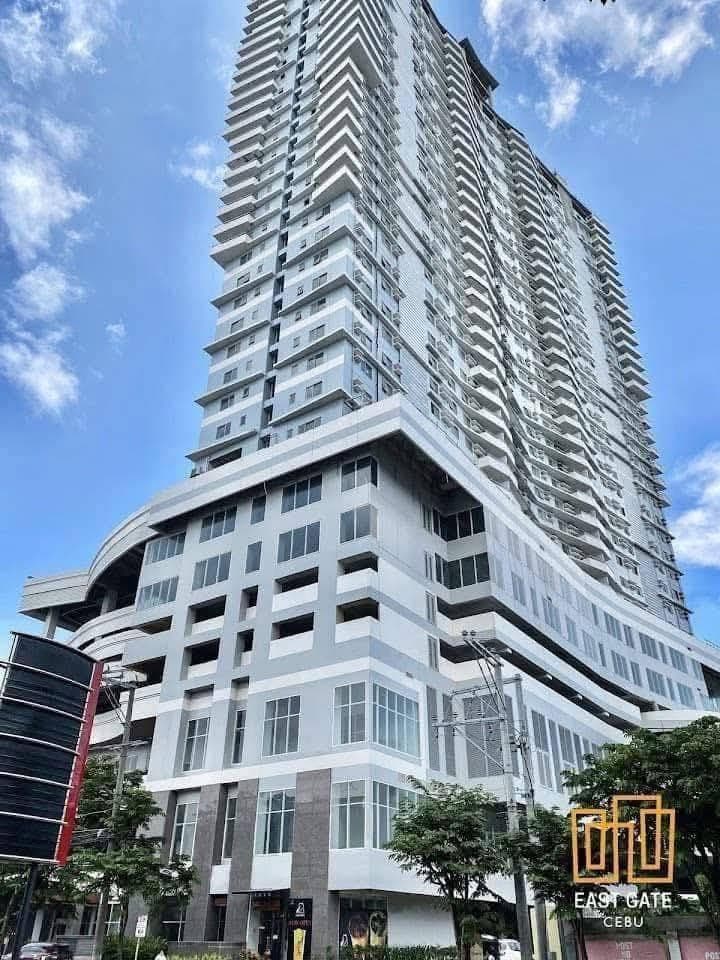 ✨ 1 Bedroom with Balcony furnished for only ₱35,000/mo only including condo dues  @ TAFT EAST GATE w... - photo 2