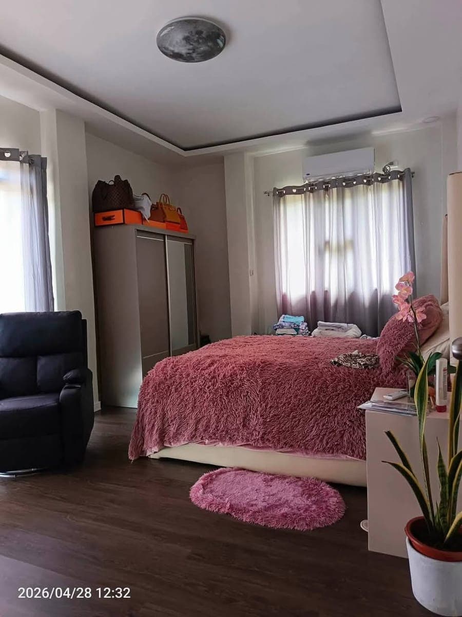 🏡 FOR RENT | 2-STOREY HOUSE WITH BALCONY - photo 3