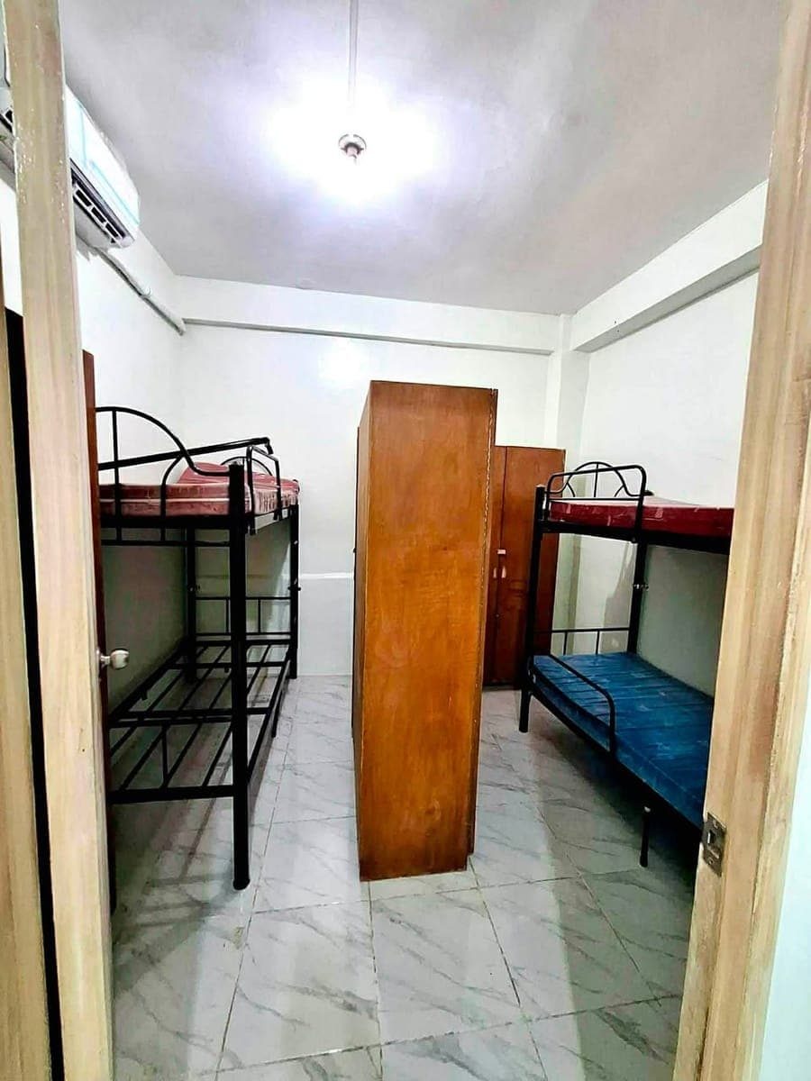 🔥 RUSH BEDSPACE FOR RENT – BGC (BESIDE PARK WEST) 🔥 - photo 2