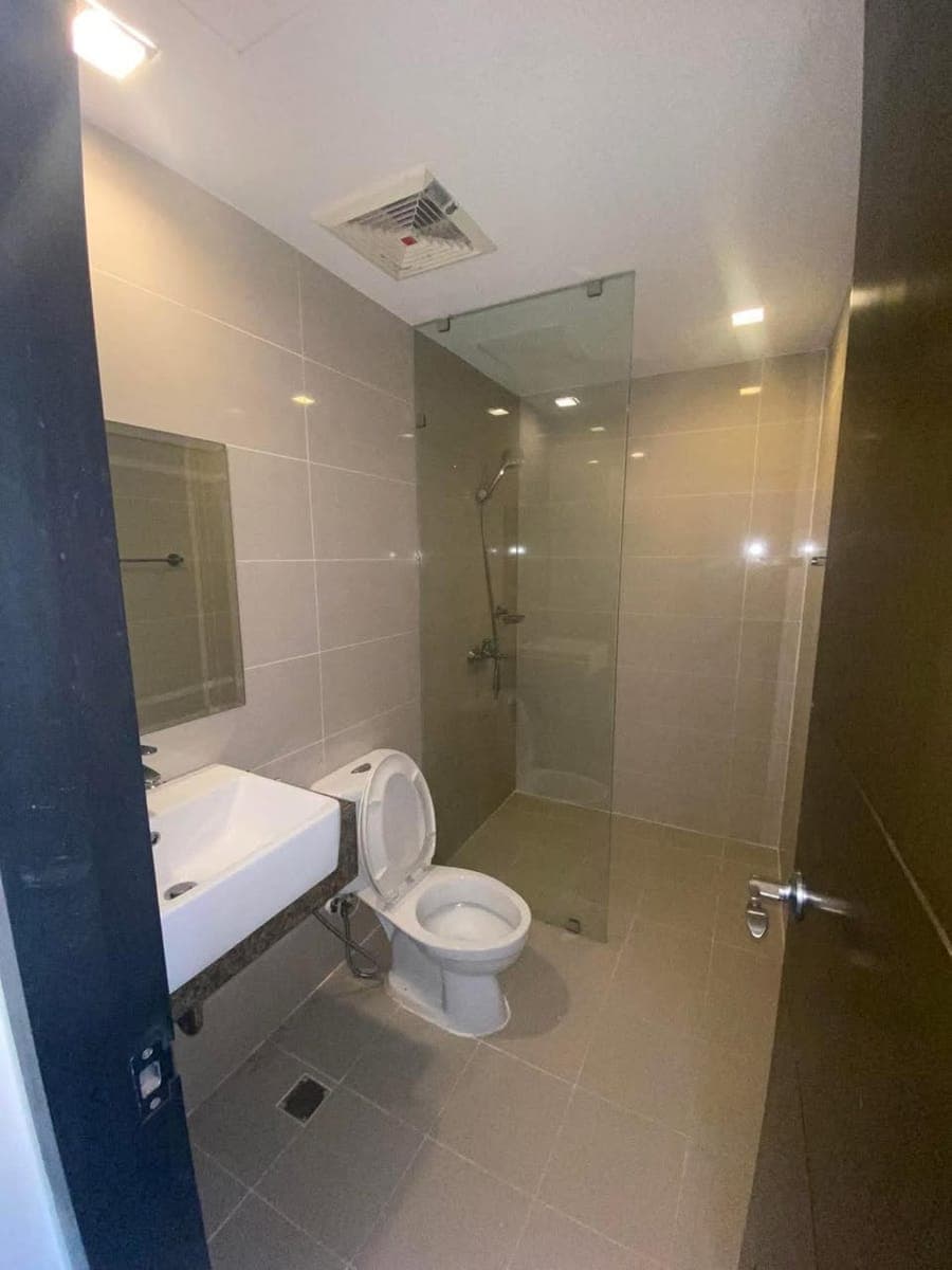 **FOR RENT: 1-Bedroom Condo at One Eastwood Avenue, Eastwood City, QC** 🏙️ - photo 4