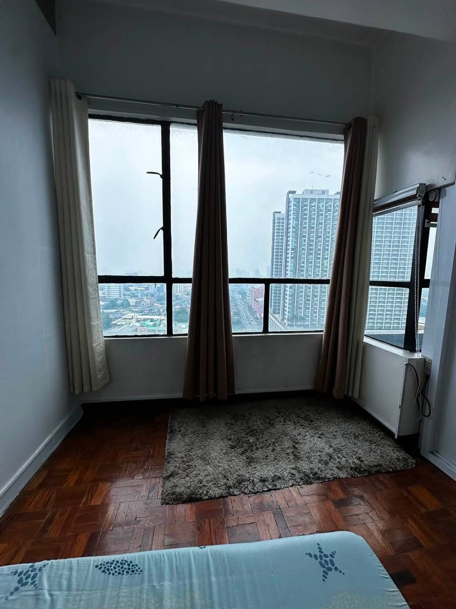 1BR/studio unit FOR RENT Garden Heights/Quezon City - photo 1