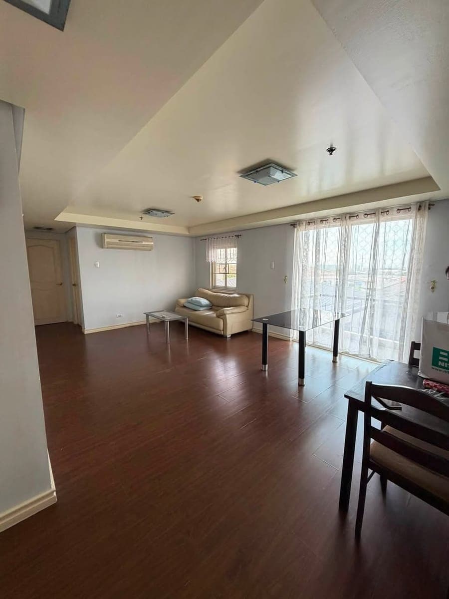 🏡 FOR RENT | GARDEN VILLAS, MCKINLEY HILL - photo 2