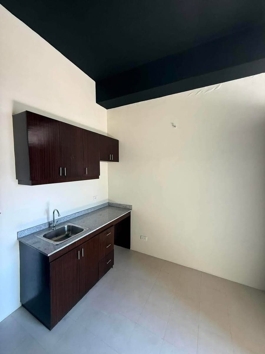 CONDO UNIT CEBU CITY - photo 4