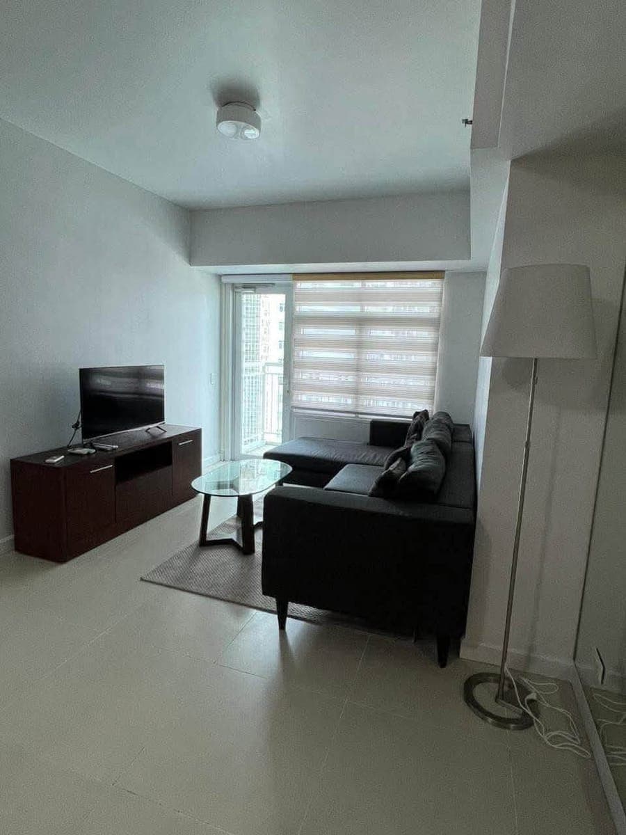 FOR LEASE - photo 2