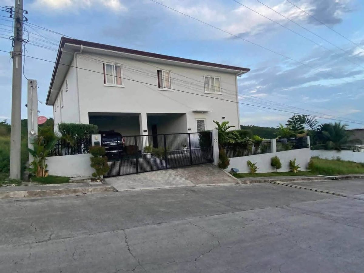 🏡✨ LOOKING FOR A SPACIOUS & HUGE PROPERTY FOR RENT IN CEBU CITY⁉️ - photo 1