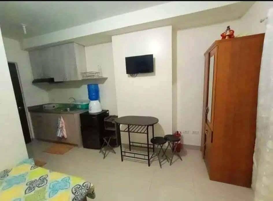 Casa Mira Towers Labangon Studio For Rent! - photo 1
