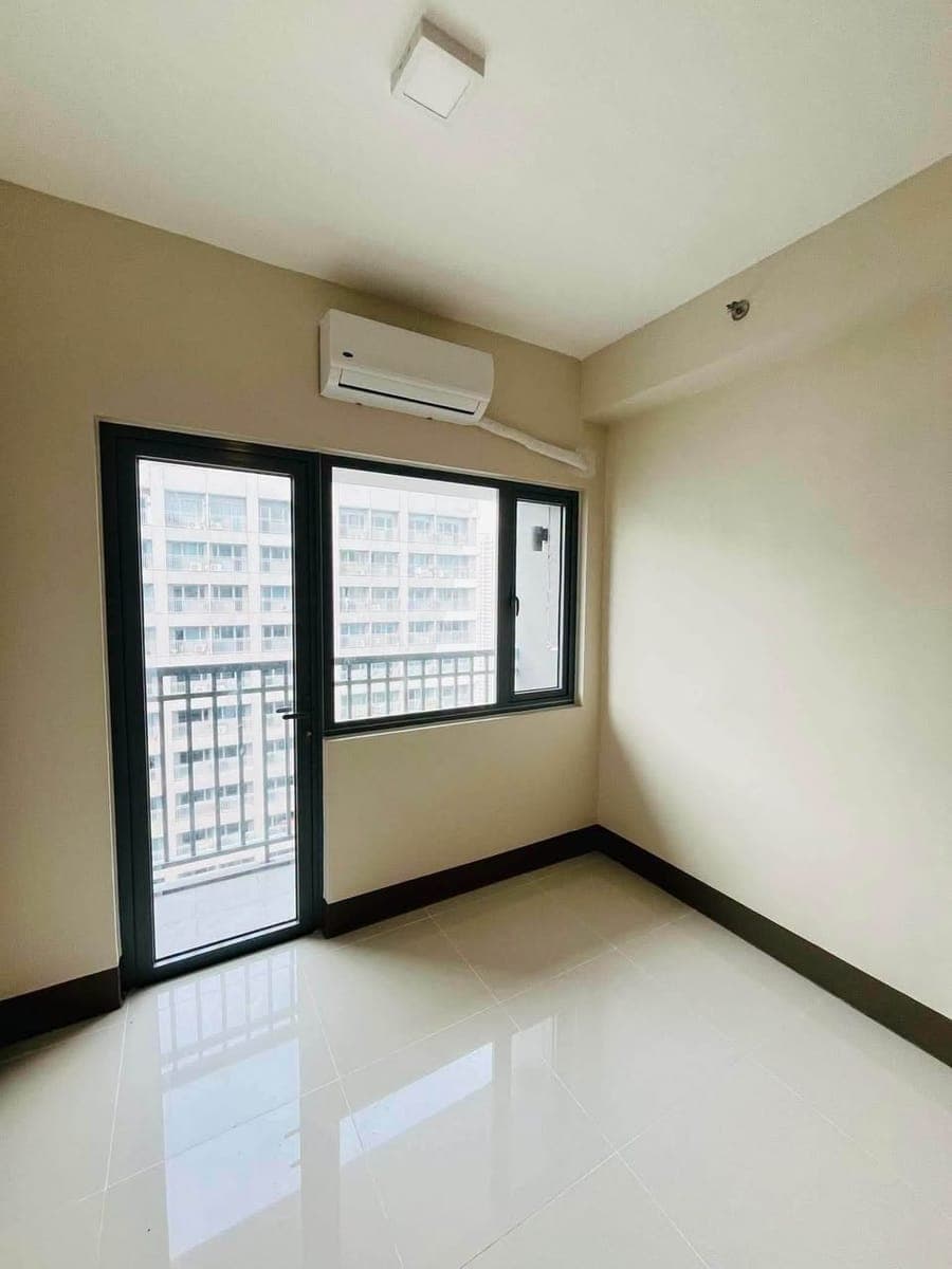 18k‼️18k‼️18k Only Inclusive Condo Dues‼️ - photo 1