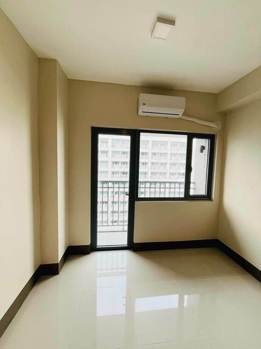 18k‼️18k‼️18k Only Inclusive Condo Dues‼️ - photo 2