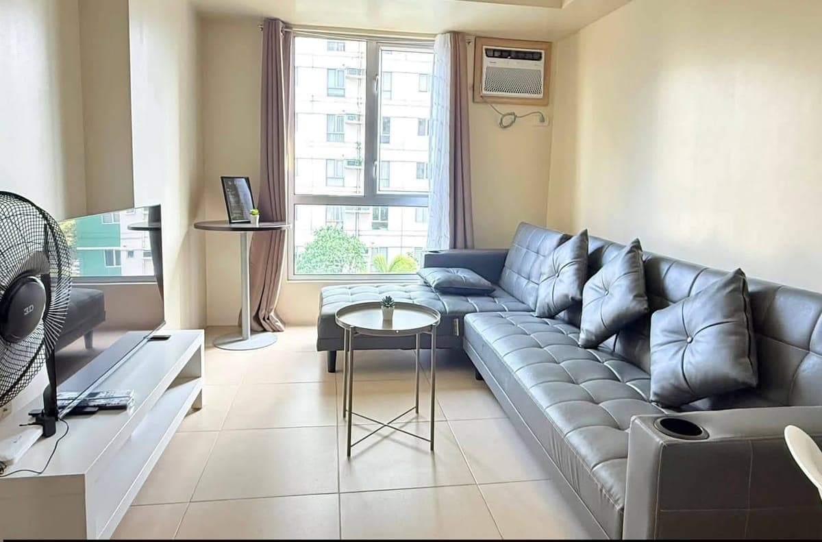 For RENT 1BR condo in IT Park‼️‼️ - photo 1