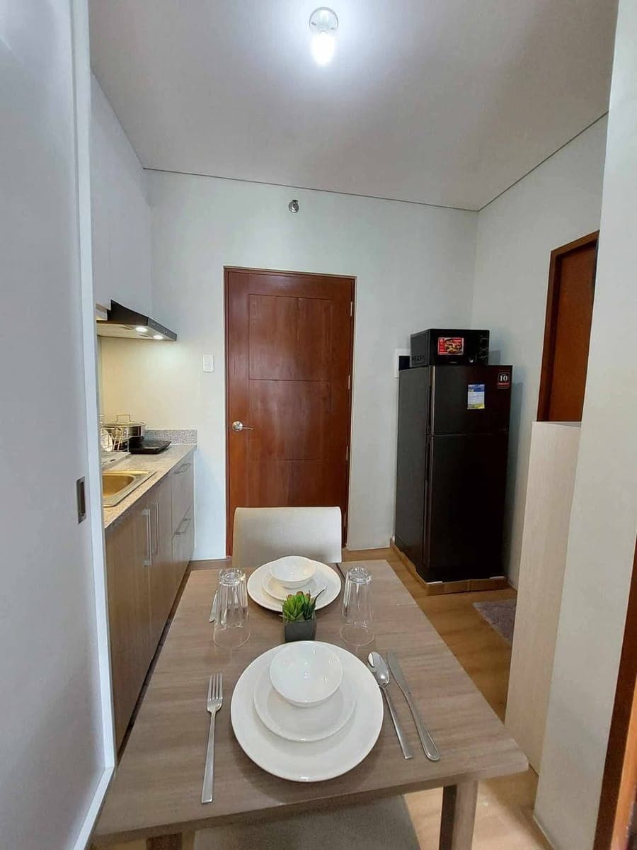 FOR RENT FULLY FURNISHED ONE BEDROOM - photo 2