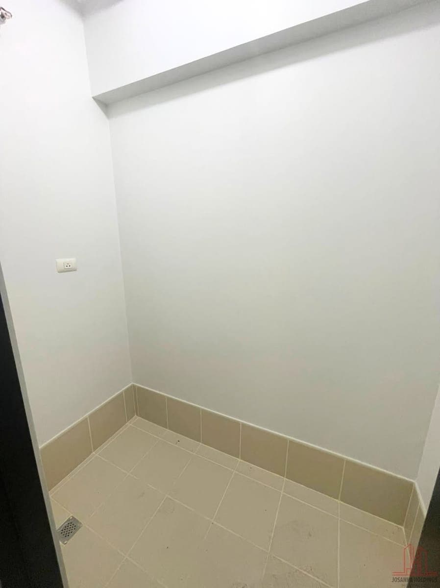 **🏷 FOR LEASE - Solstice Tower 1** - photo 5