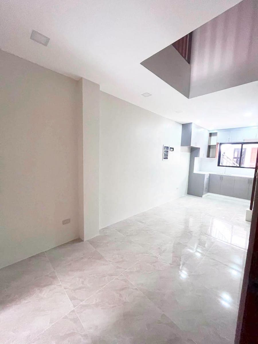 TOWNHOUSE FOR RENT - photo 1