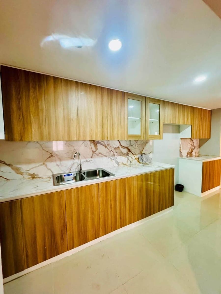 🚨 BIG SPACE. HIGH FLOOR. PRIME EASTWOOD ADDRESS. - photo 2