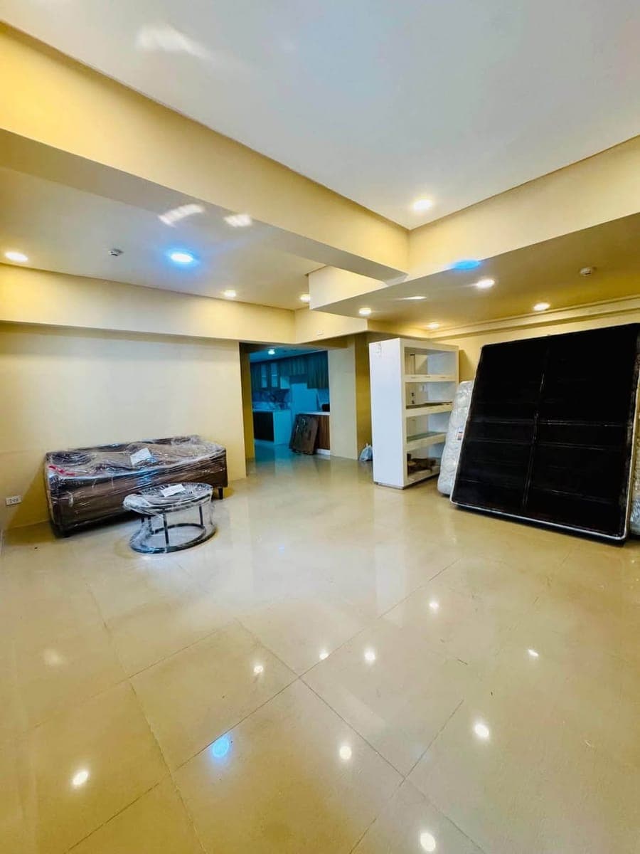 🚨 BIG SPACE. HIGH FLOOR. PRIME EASTWOOD ADDRESS. - photo 4