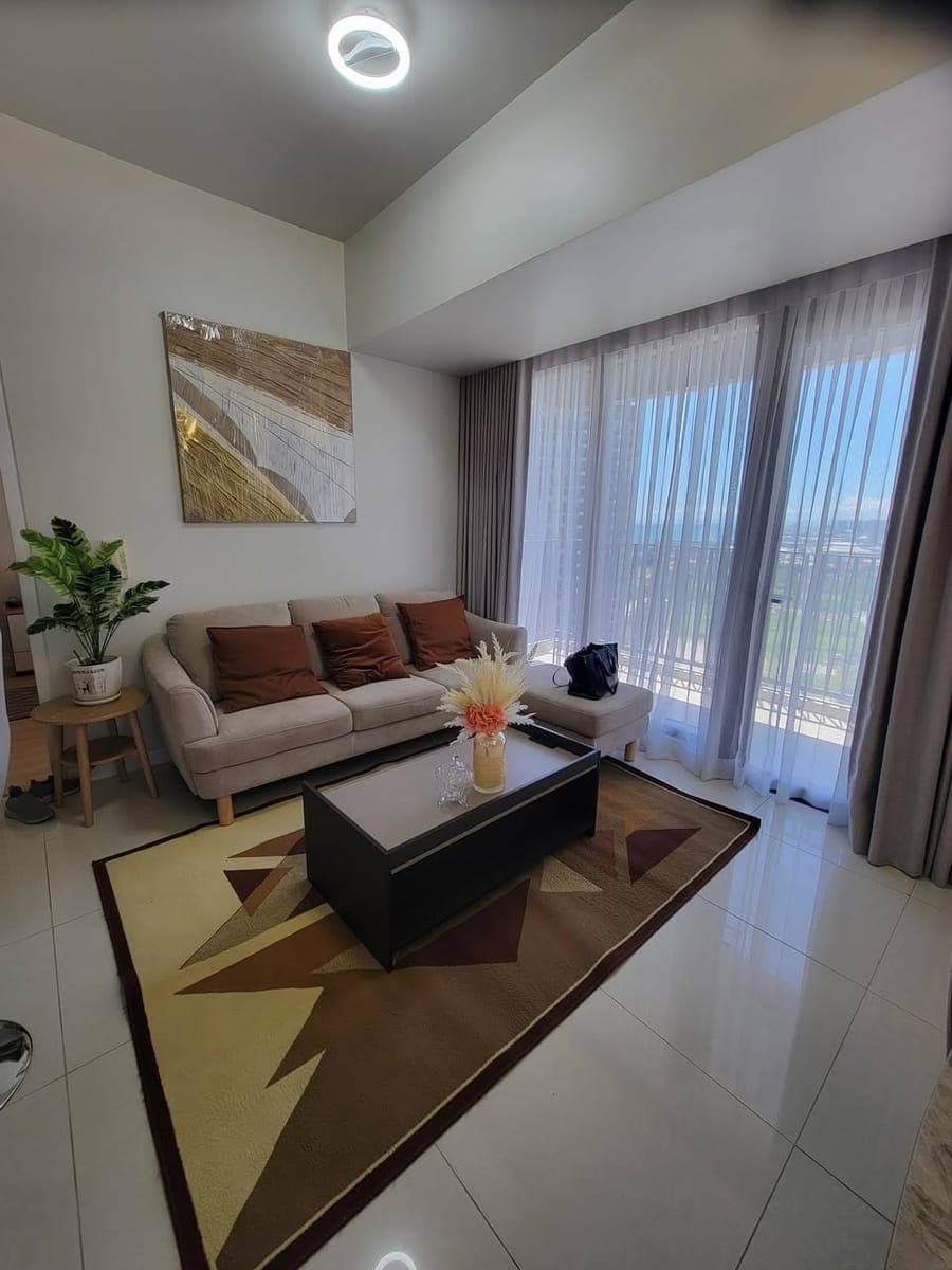 Corner & Elegant Unit Available FOR REnt - photo 1