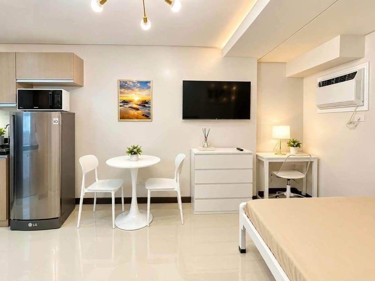 🏙️ FOR LEASE | GATEWAY REGENCY STUDIOS - photo 1