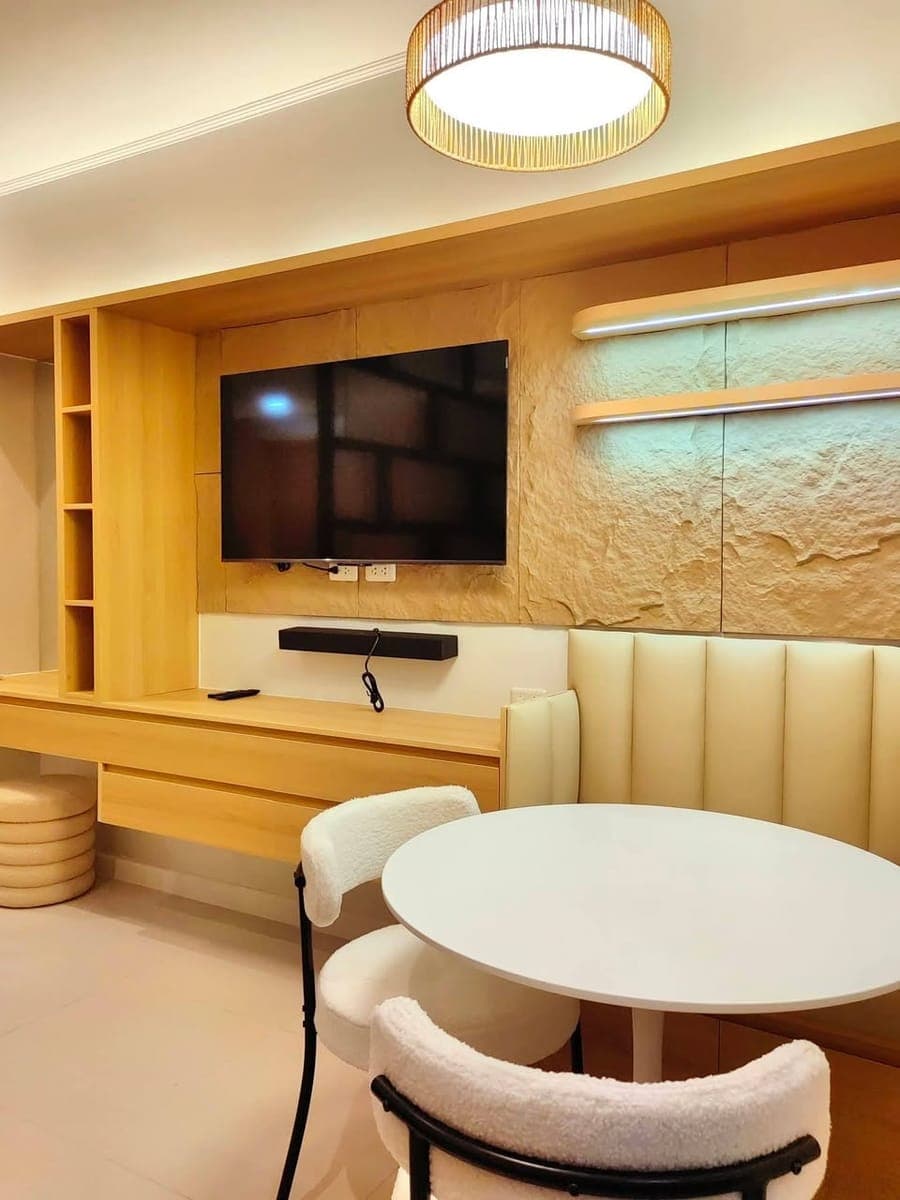 Studio Plus Unit - photo 1