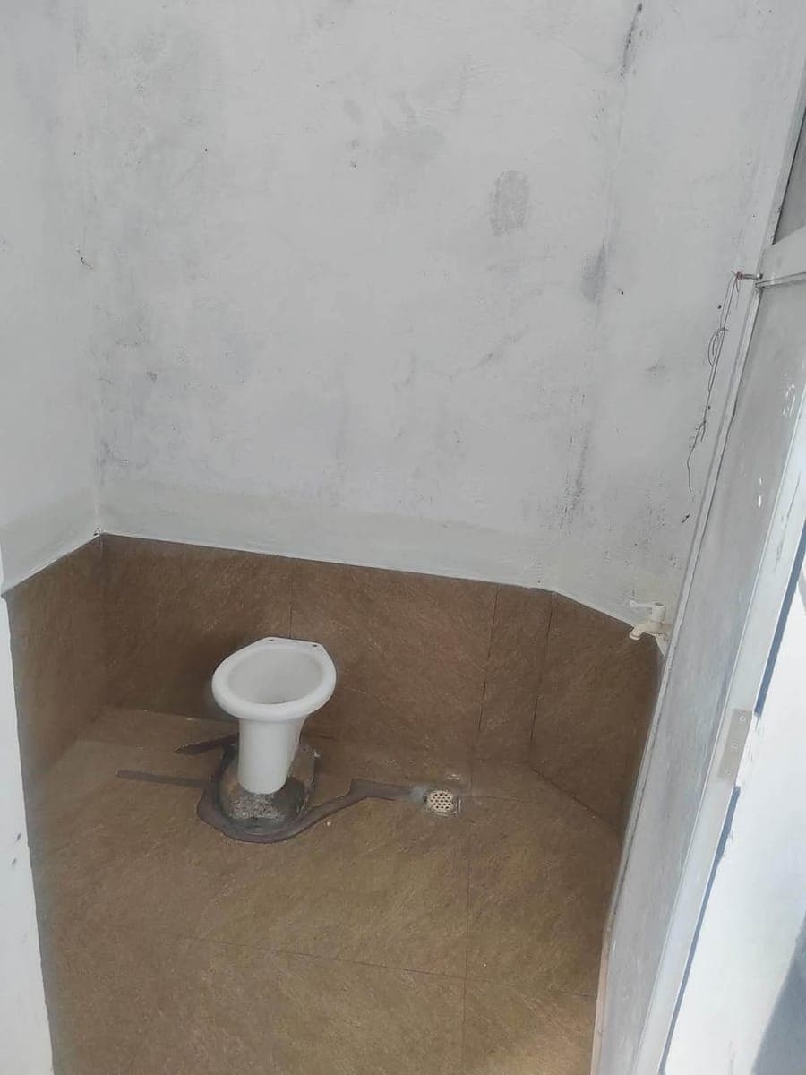 Room for Rent - photo 5
