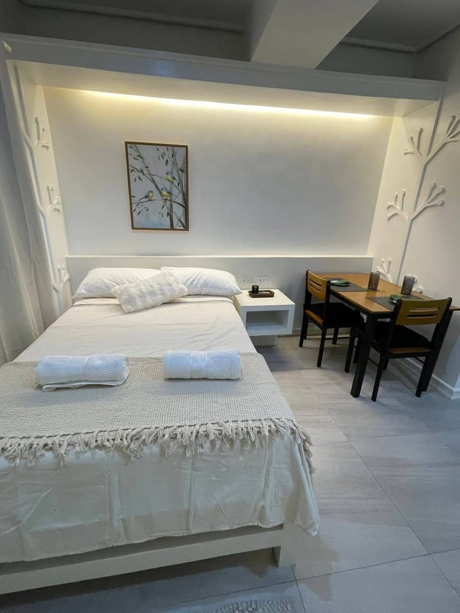 ✨ 𝐅𝐎𝐑 𝐑𝐄𝐍𝐓: FURNISHED STUDIO UNIT with Balcony✨ - photo 2