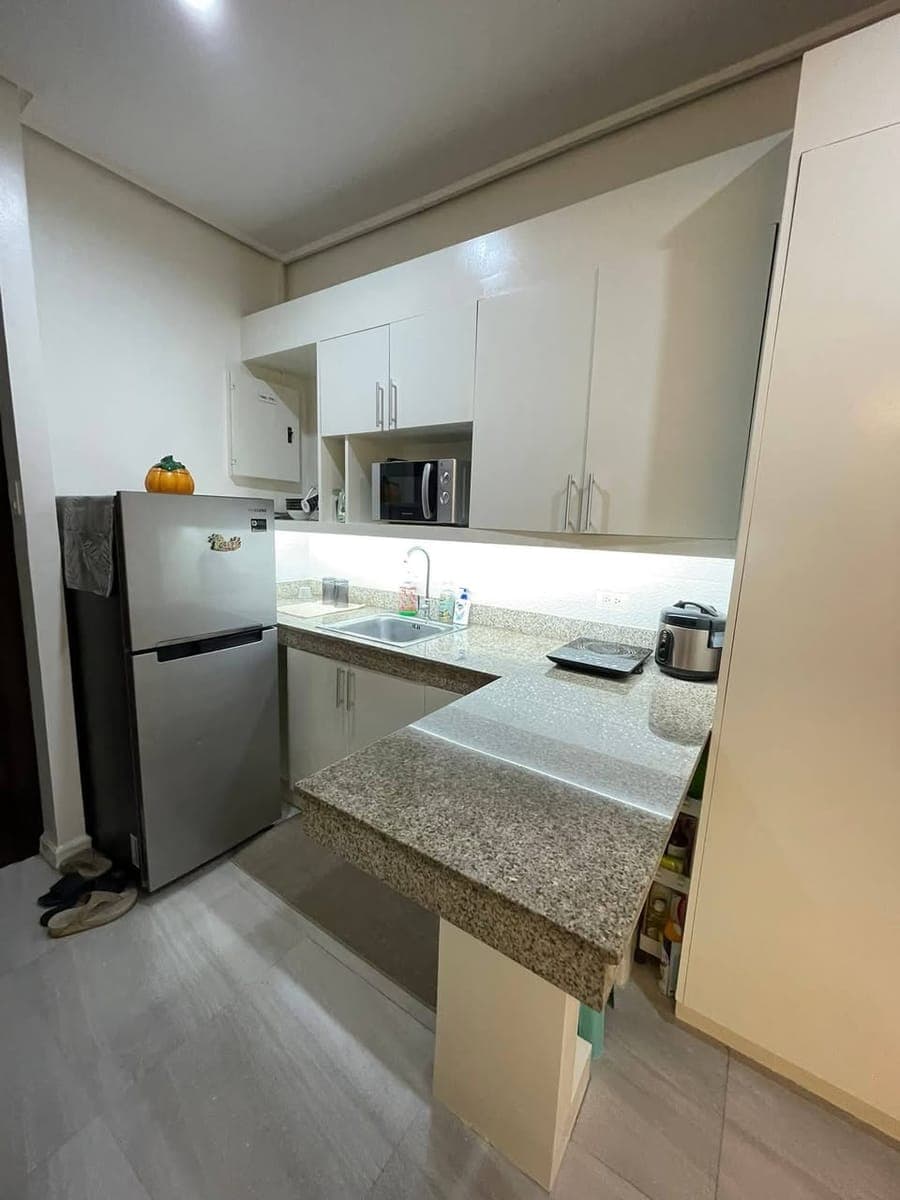 ✨ 𝐅𝐎𝐑 𝐑𝐄𝐍𝐓: FURNISHED STUDIO UNIT with Balcony✨ - photo 4