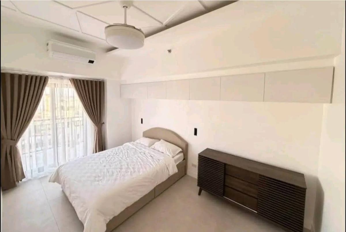 ✨ FOR RENT -Premium 1BR at Grand Residences | 70 sqm | ₱60K/month- Pet-Friendly ✨ - photo 4