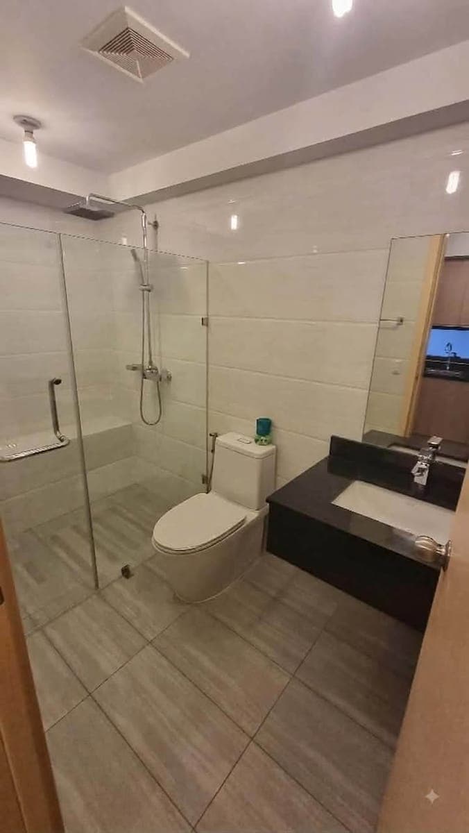 * High Park Tower 1 - FOR LEASE - photo 2