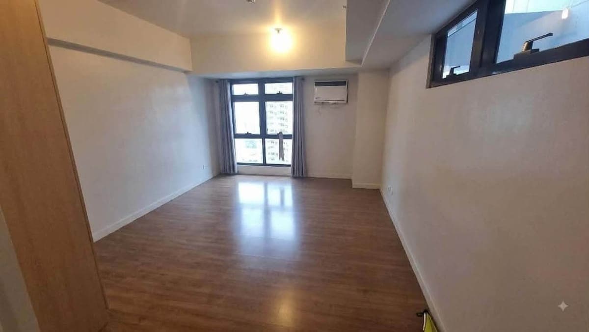 * High Park Tower 1 - FOR LEASE - photo 3