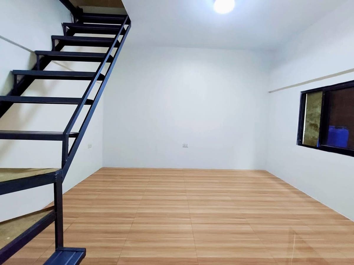 🏡HOUSE FOR RENT UP AND DOWN🏡 - photo 1