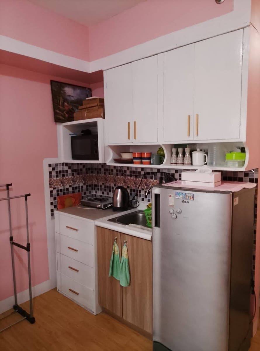 Studio unit for rent, furnished, including washing machine and dryer. 20k dues included. Move in anytime - photo 3