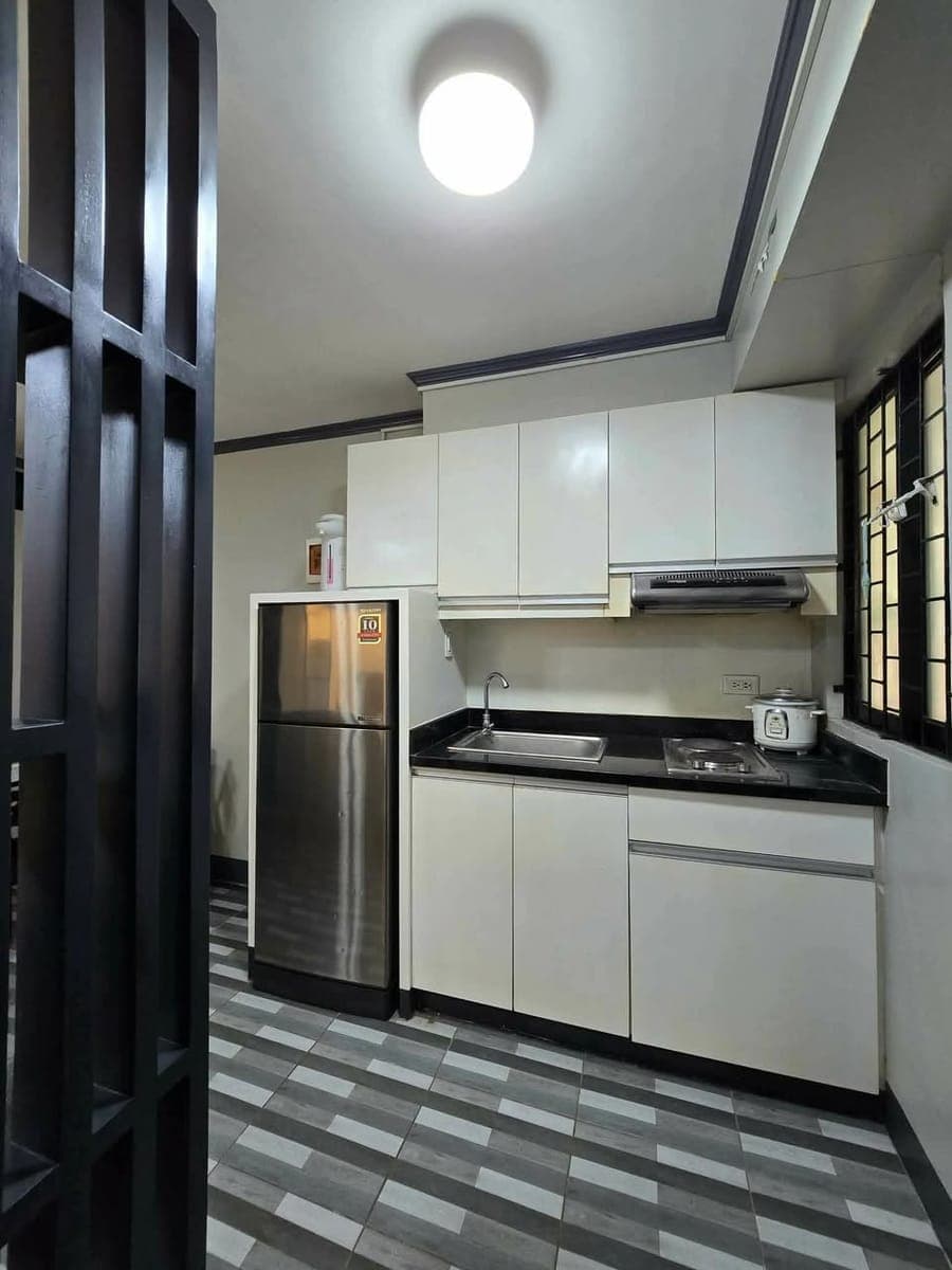 🏢 LA GUARDIA FLATS – CORNER STUDIO ✨ - photo 2