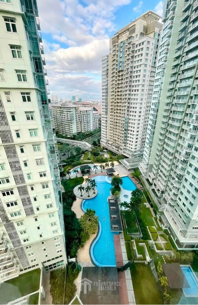 CONDO FOR RENT/SALE IN BGC, TAGUIG CITY! - photo 1
